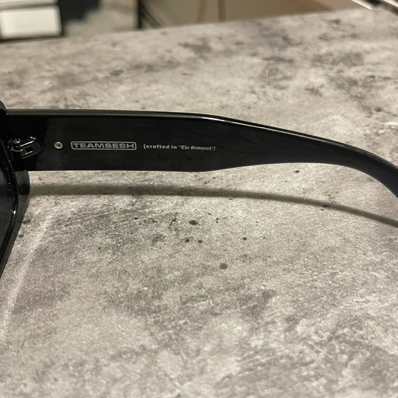 COPY - Teamsesh Headstone sunglasses - Picture 3 of 4